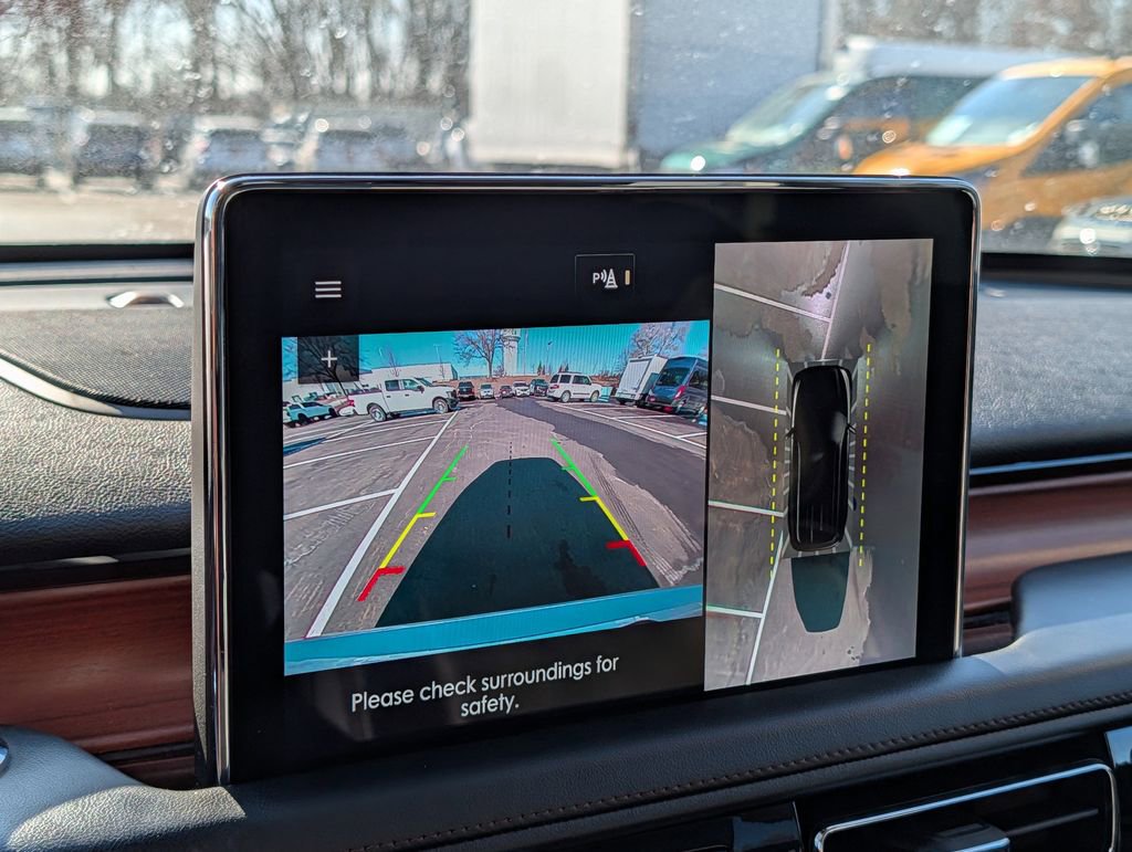 Used 2021 Lincoln Aviator Grand Touring w/ Equipment Group 302A image 28