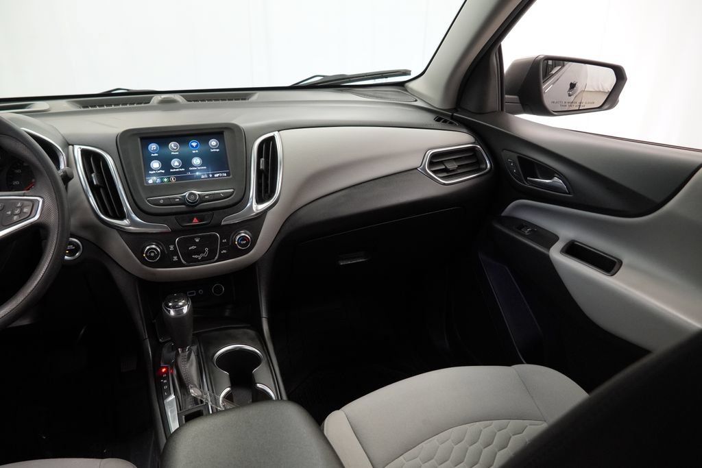 Used 2021 Chevrolet Equinox LS w/ LS Convenience Package AWD/4WD image 14