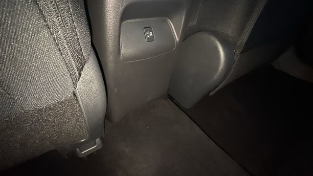 Used 2024 Nissan Sentra SV image 26