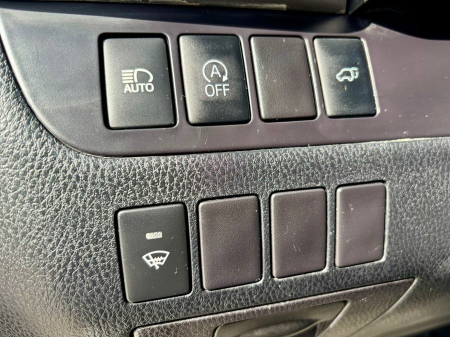 Used 2018 Toyota Highlander Plus image 28