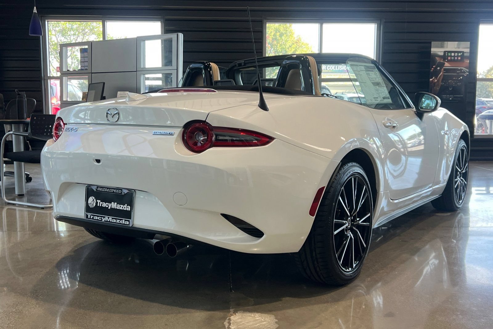 New 2026 MAZDA MX-5 Miata Grand Touring w/ Weather Package RWD image 4