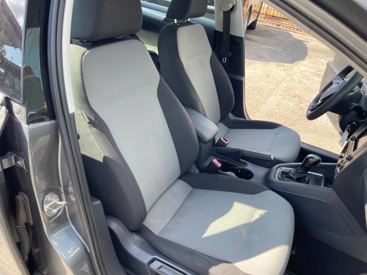 Used 2017 Volkswagen Jetta S image 21