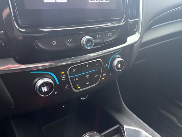 Used 2018 Chevrolet Traverse LT w/ LPO, Floor Liner Package AWD/4WD image 21
