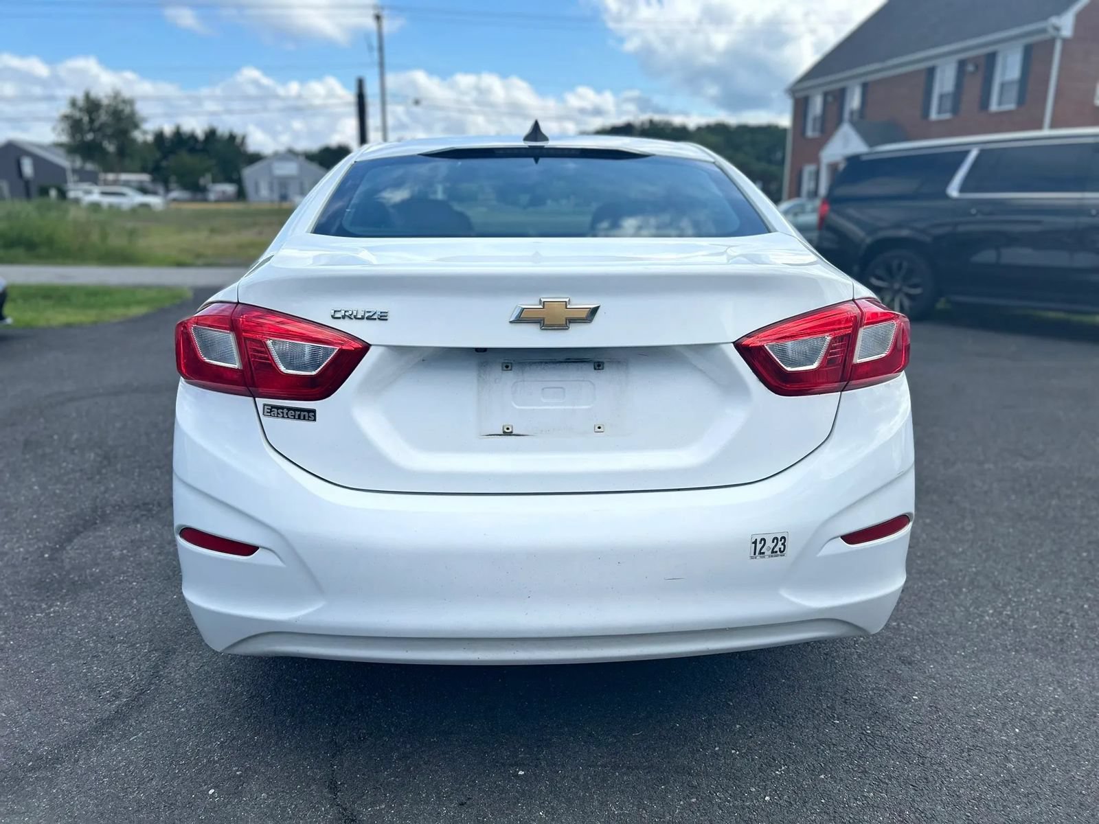 Used 2017 Chevrolet Cruze LS FWD image 4