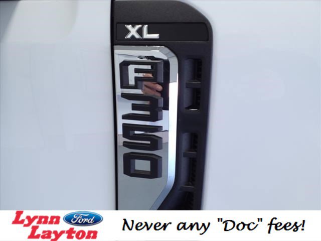 Used 2024 Ford F350 XL w/ Snow Plow Prep Package image 10