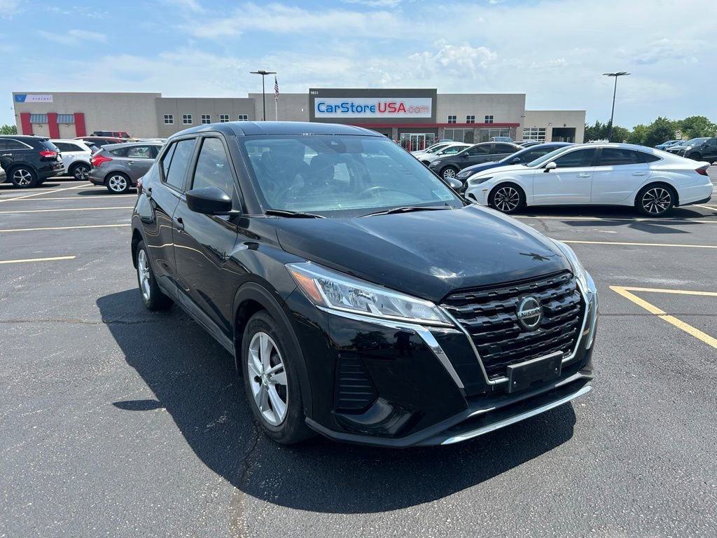 Used 2021 Nissan Kicks S FWD image 1