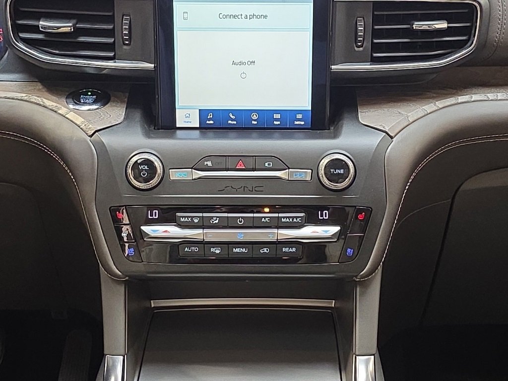 Used 2020 Ford Explorer Platinum w/ Premium Technology Package image 25