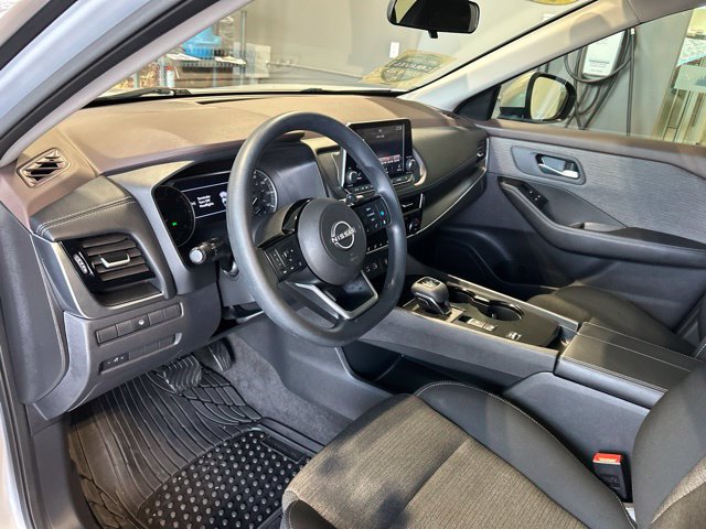 Used 2022 Nissan Rogue SV FWD image 47