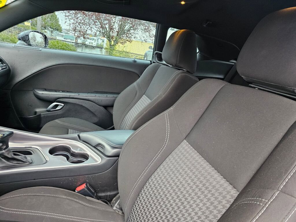 Used 2022 Dodge Challenger SXT w/ Blacktop Package image 22