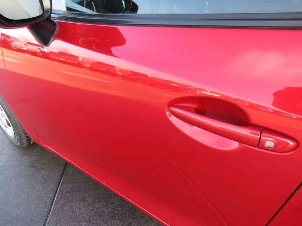 Used 2016 MAZDA MAZDA3 i Sport FWD image 26