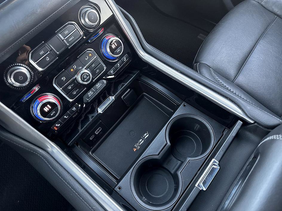 Used 2023 GMC Yukon Denali image 18