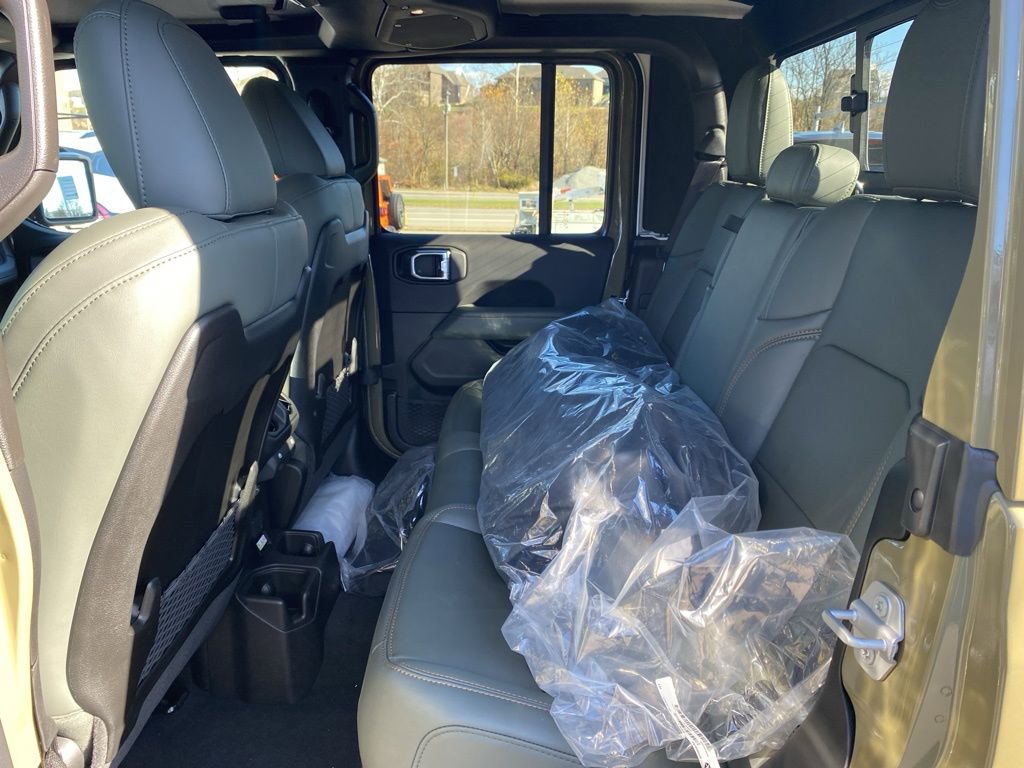 New 2025 Jeep Gladiator Mojave image 20