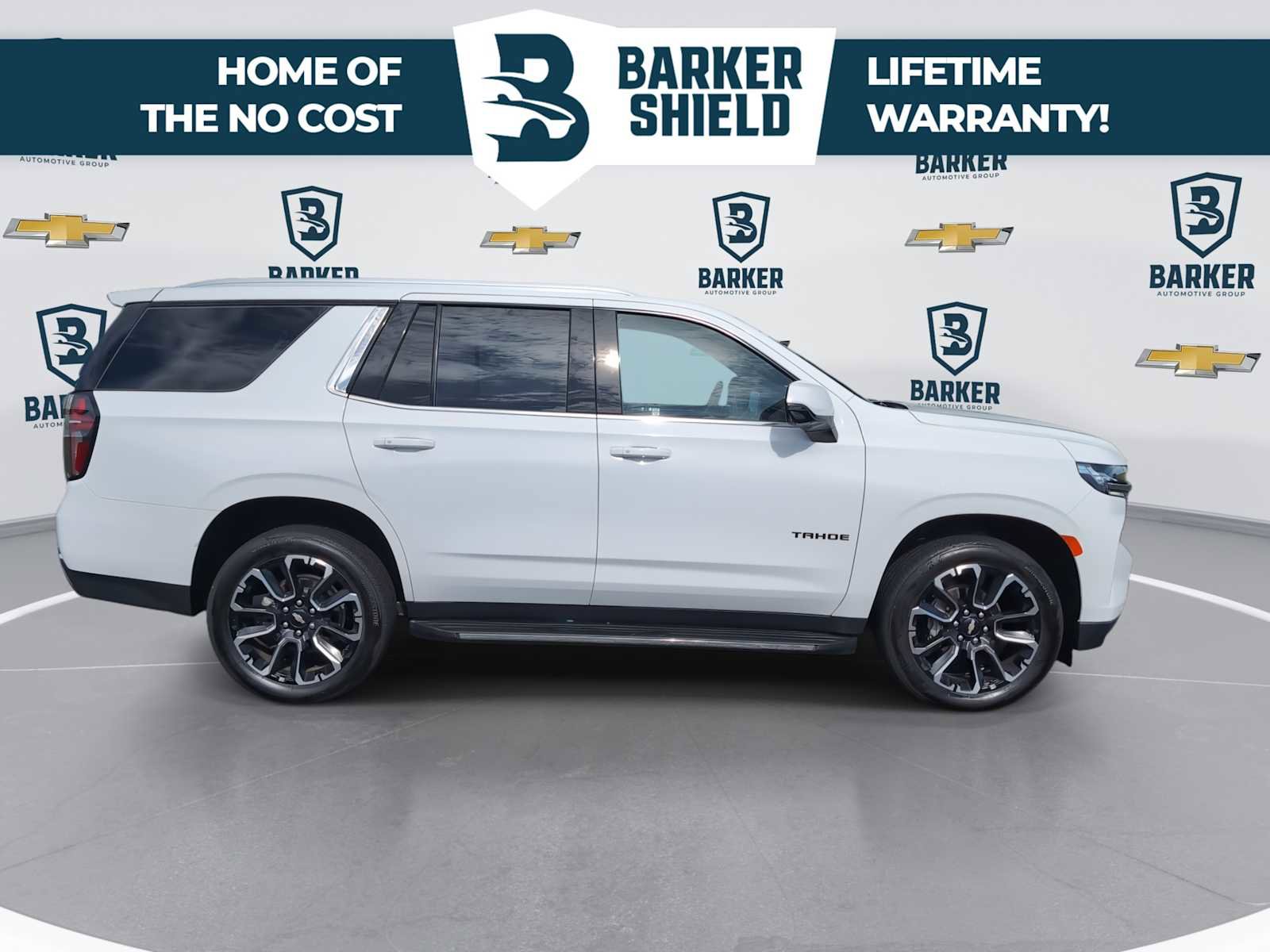 Used 2023 Chevrolet Tahoe LT w/ Luxury Package AWD/4WD image 14