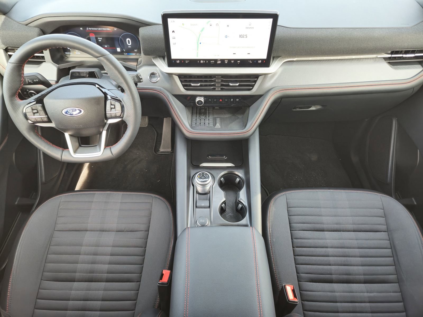 Used 2025 Ford Explorer ST-Line w/ Premium Package RWD image 28