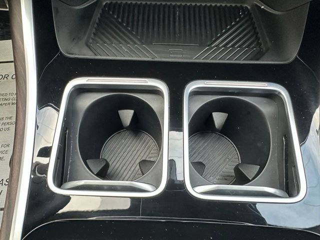 Used 2024 BMW 760i xDrive w/ Executive Package image 39