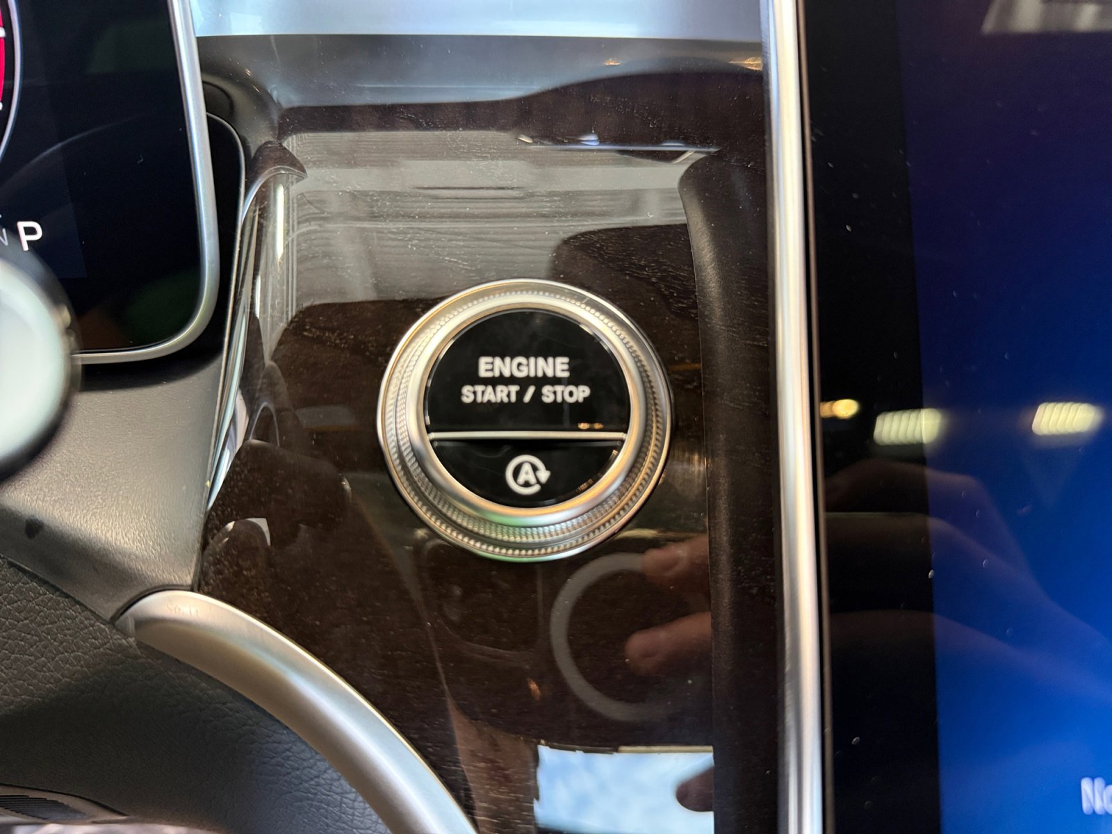New 2026 Mercedes-Benz GLC 300 4MATIC image 30
