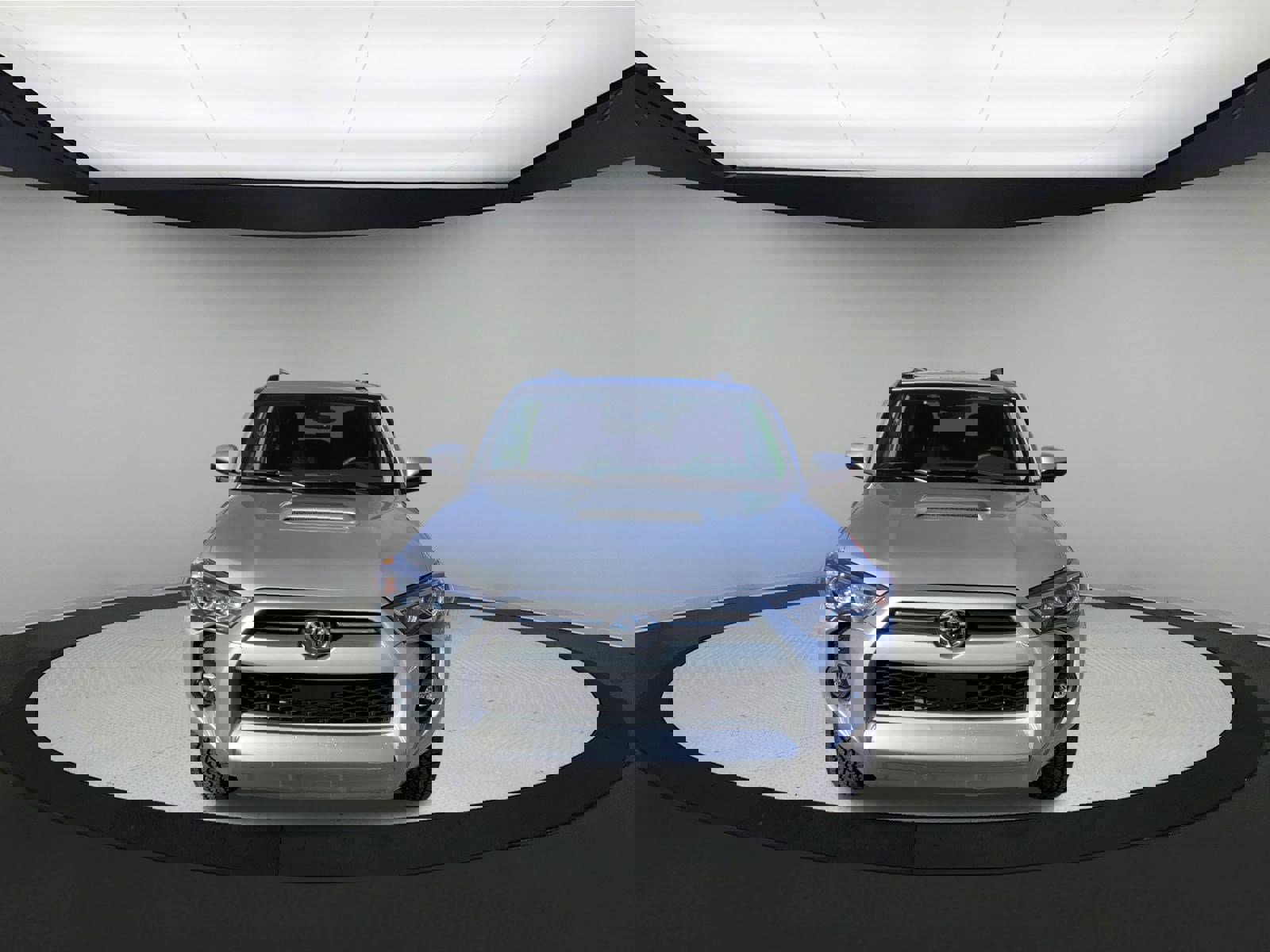 Used 2024 Toyota 4Runner TRD Off-Road image 3