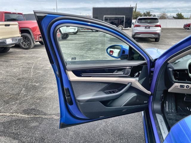 Used 2024 Porsche Panamera 4 image 14