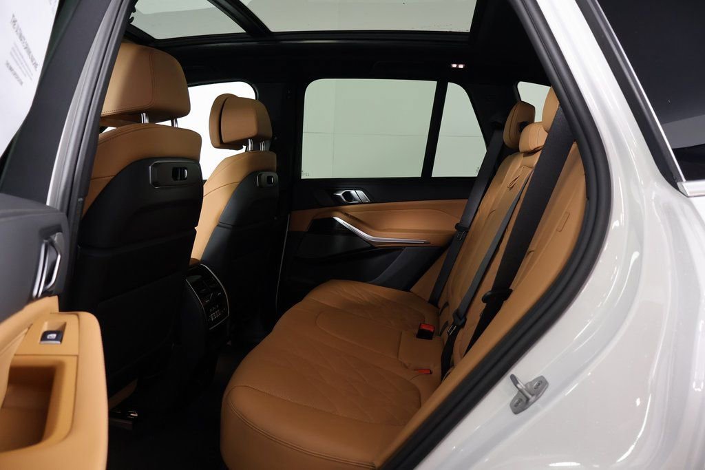 New 2026 BMW X5 sDrive40i w/ Climate Comfort Package image 6