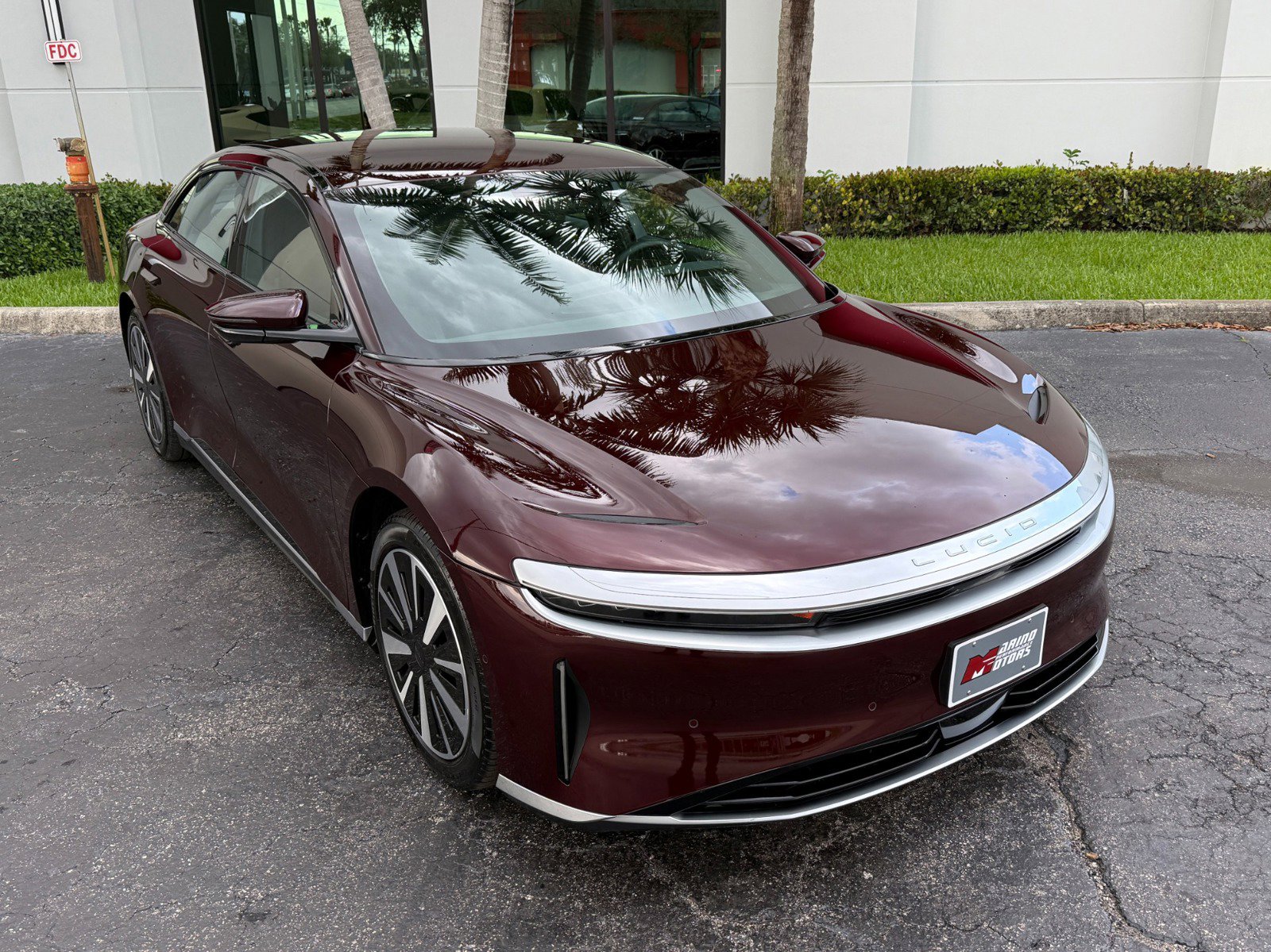 Used 2023 Lucid Air Pure image 5