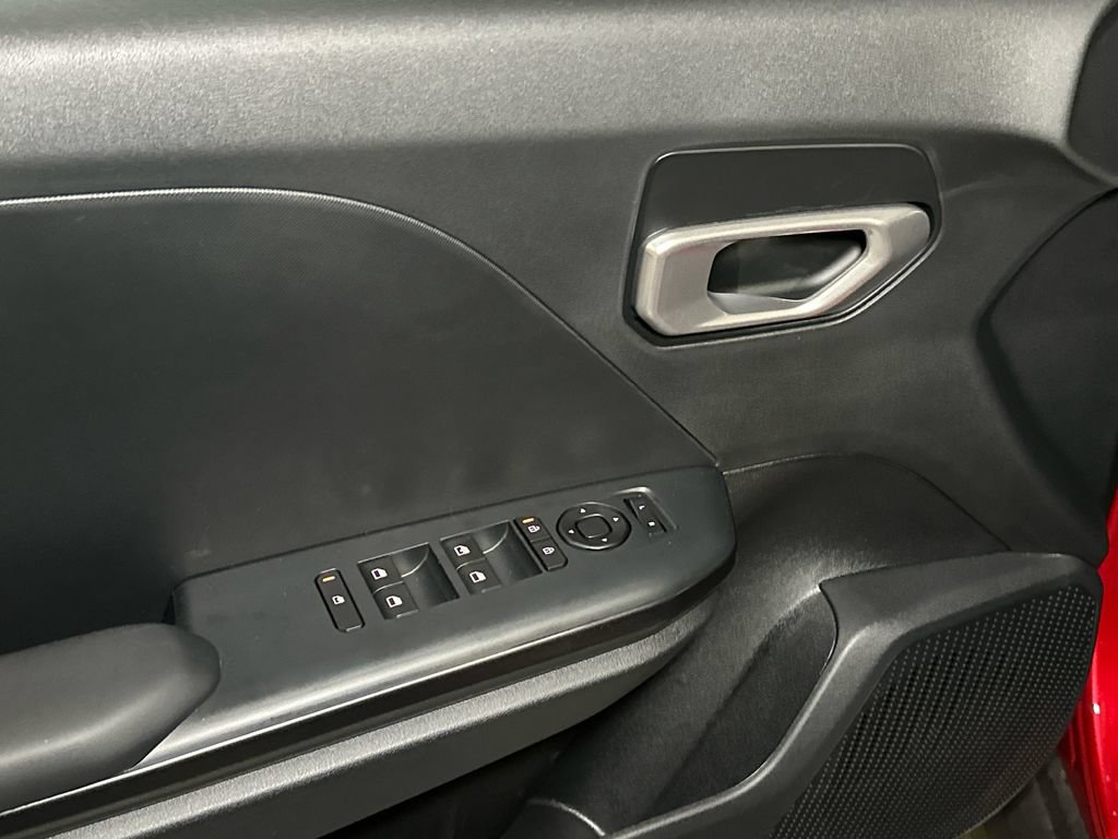 New 2026 Kia K4 FWD image 13