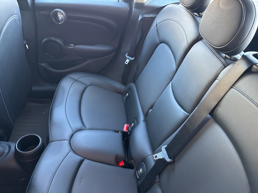 Used 2017 MINI Cooper 4-Door Hardtop image 20