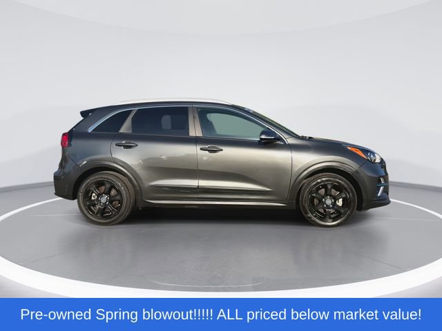 Used 2022 Kia Niro EX w/ Cold Weather Package FWD image 9