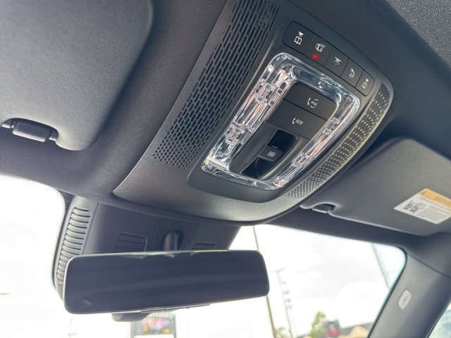 New 2025 Mercedes-Benz GLB 35 AMG 4MATIC image 19