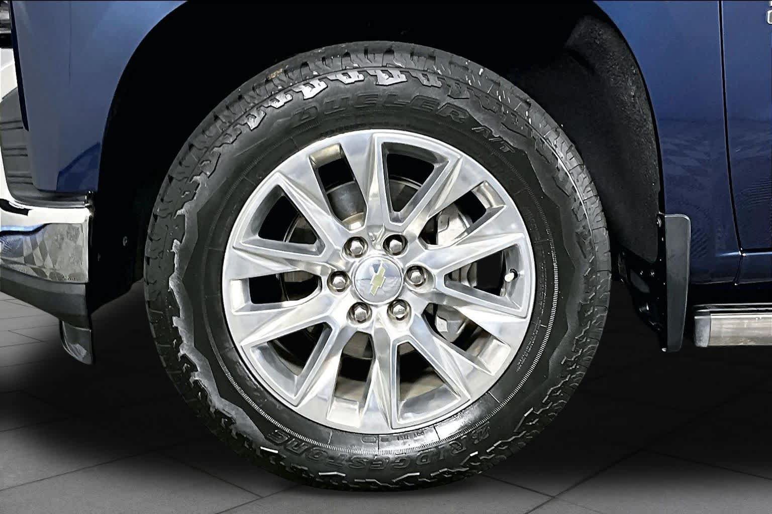Certified 2022 Chevrolet Silverado 1500 LTZ w/ LTZ Premium Texas Edition AWD/4WD image 10