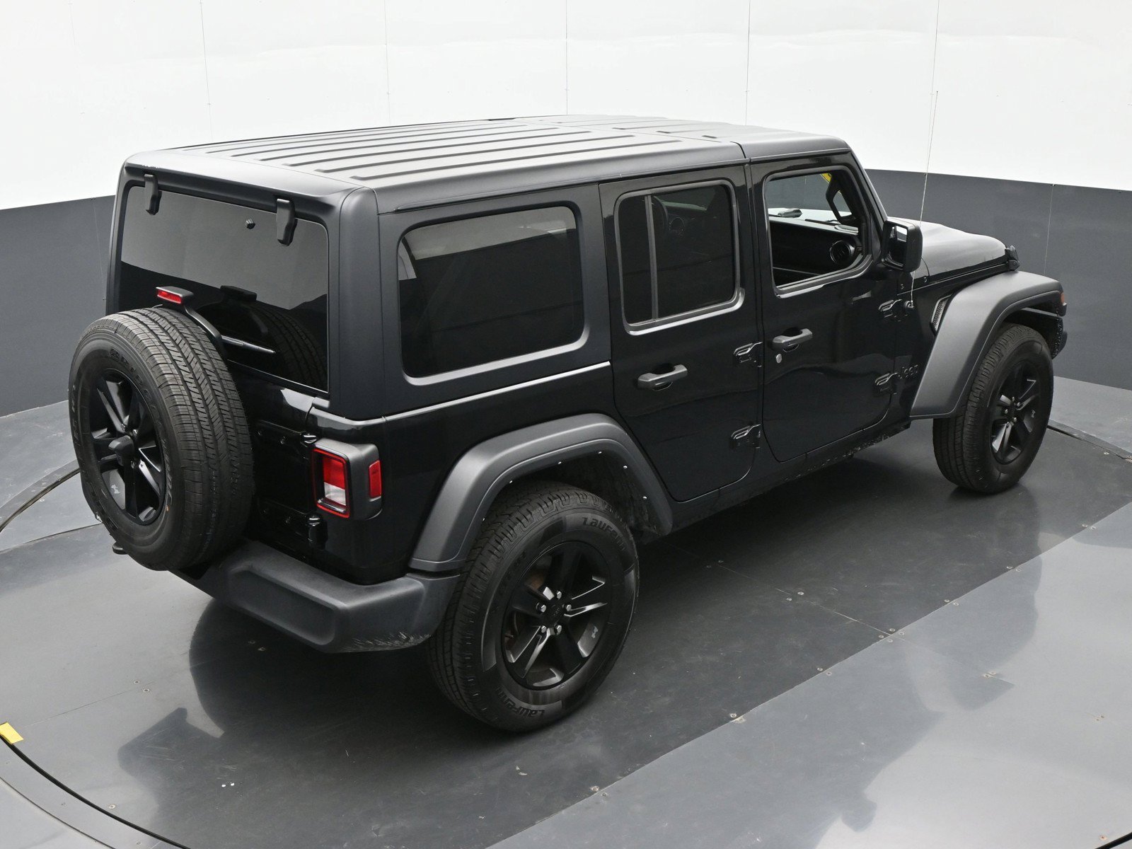 Used 2022 Jeep Wrangler Unlimited Sport AWD/4WD image 36