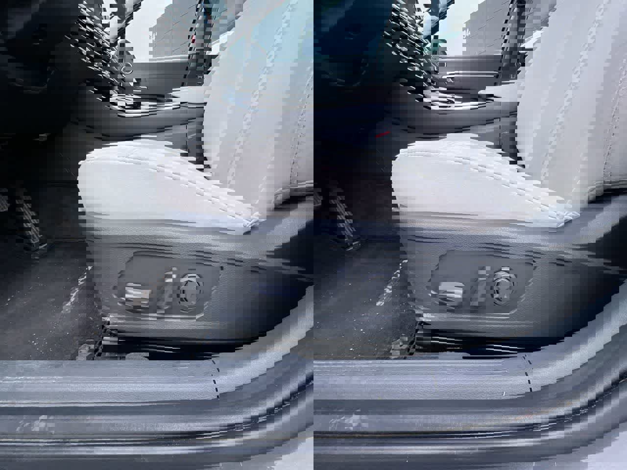 Used 2023 Hyundai Sonata SEL w/ Convenience Package image 12