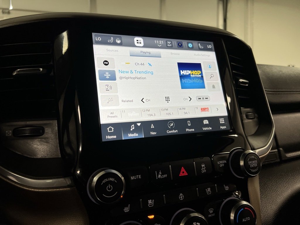 Used 2024 RAM 2500 Laramie w/ Safety Group image 39