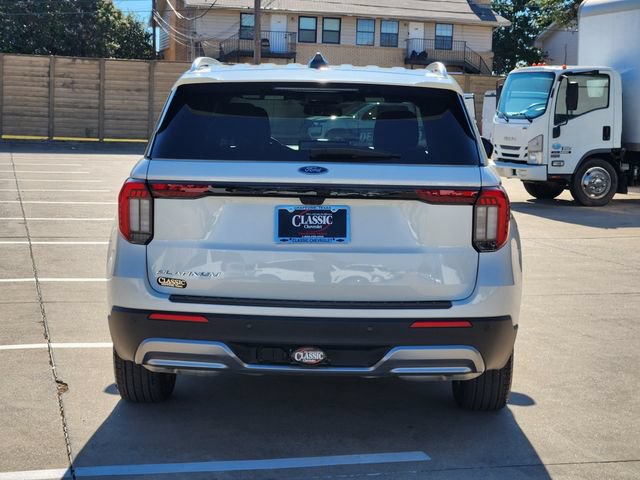 Used 2025 Ford Explorer Platinum RWD image 14