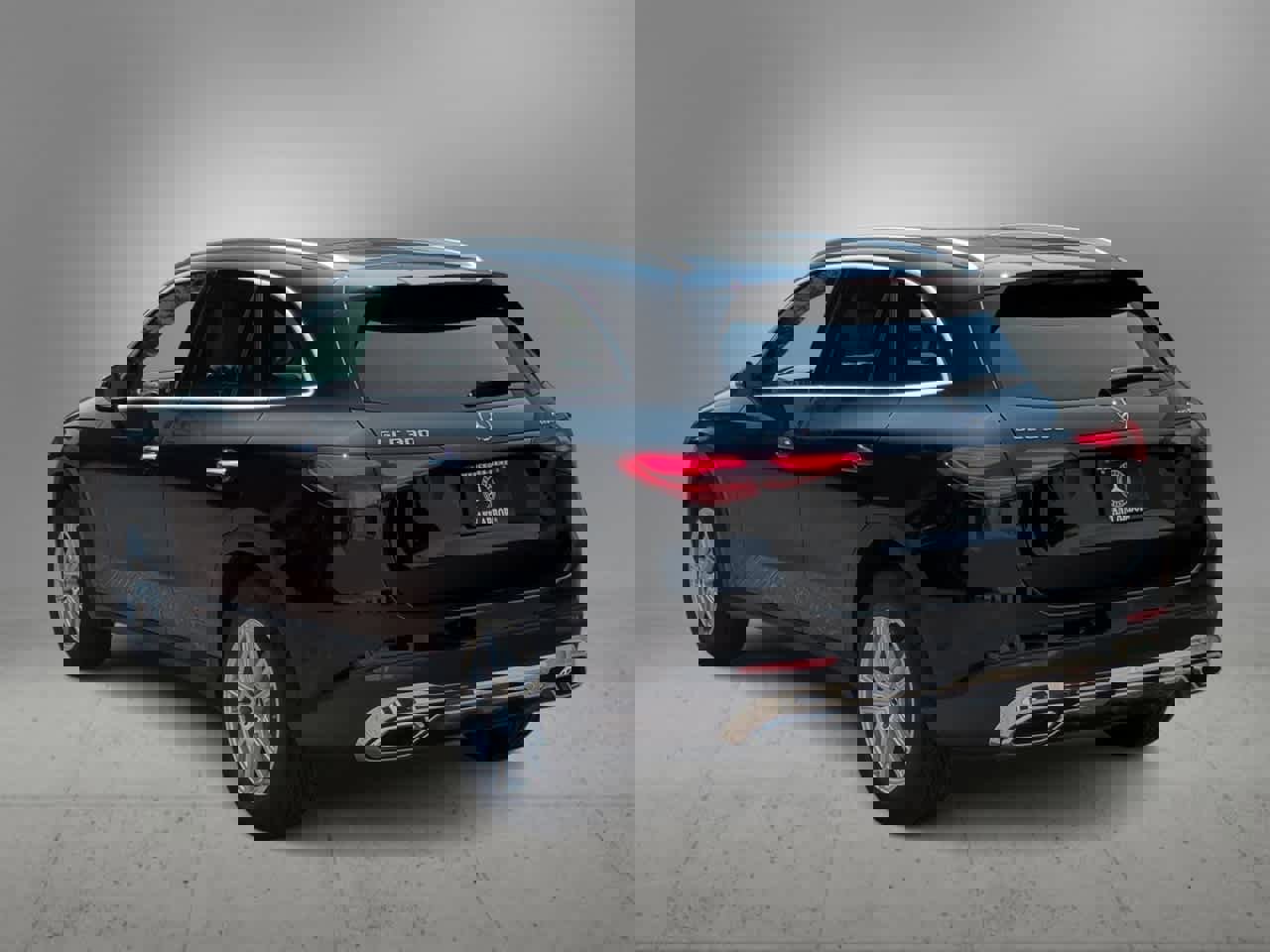 Used 2025 Mercedes-Benz GLC 300 4MATIC image 6