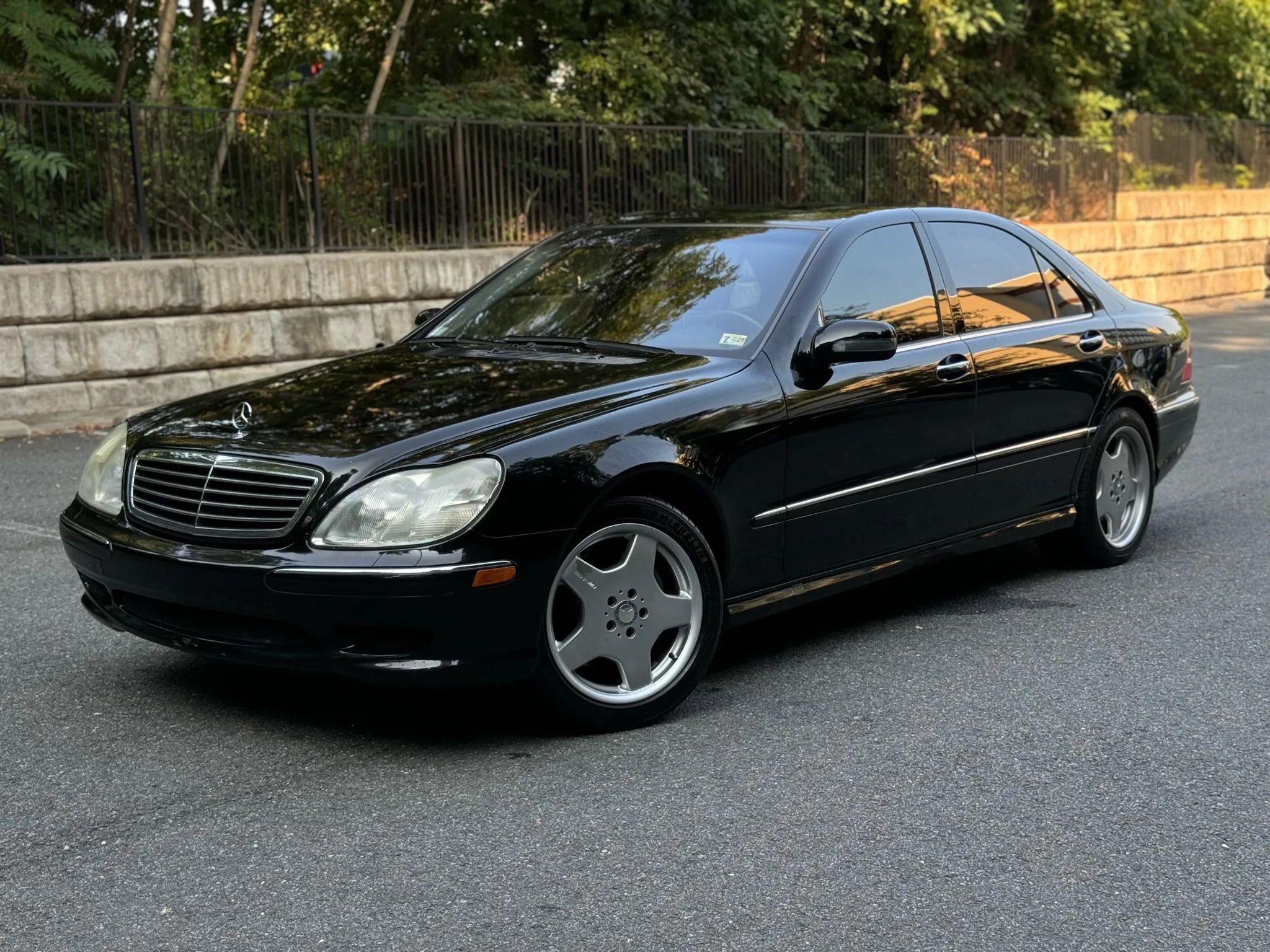 Used 2001 Mercedes-Benz S 55 AMG image 1