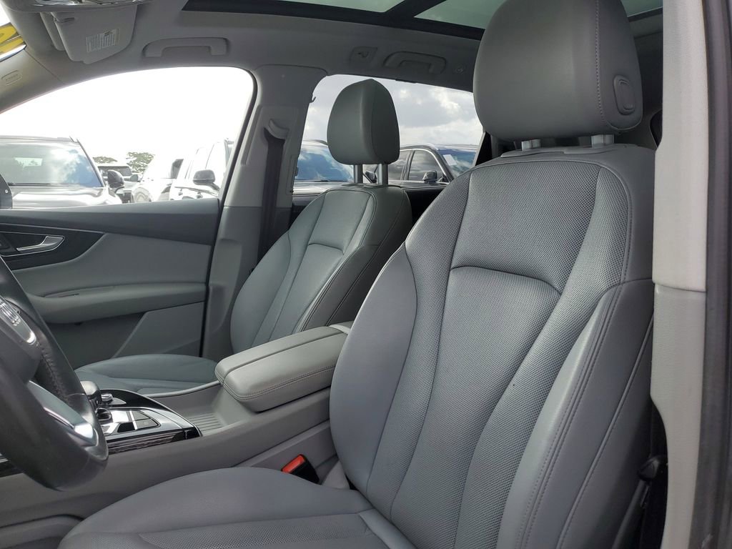 Used 2019 Audi Q7 3.0T Prestige image 22