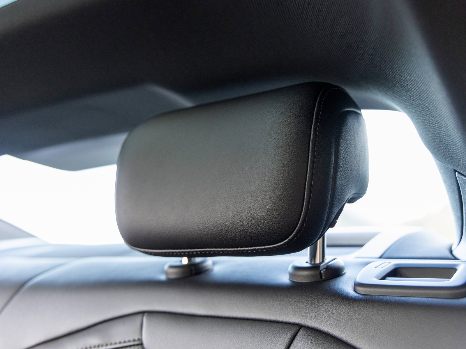 New 2025 Porsche Taycan image 42