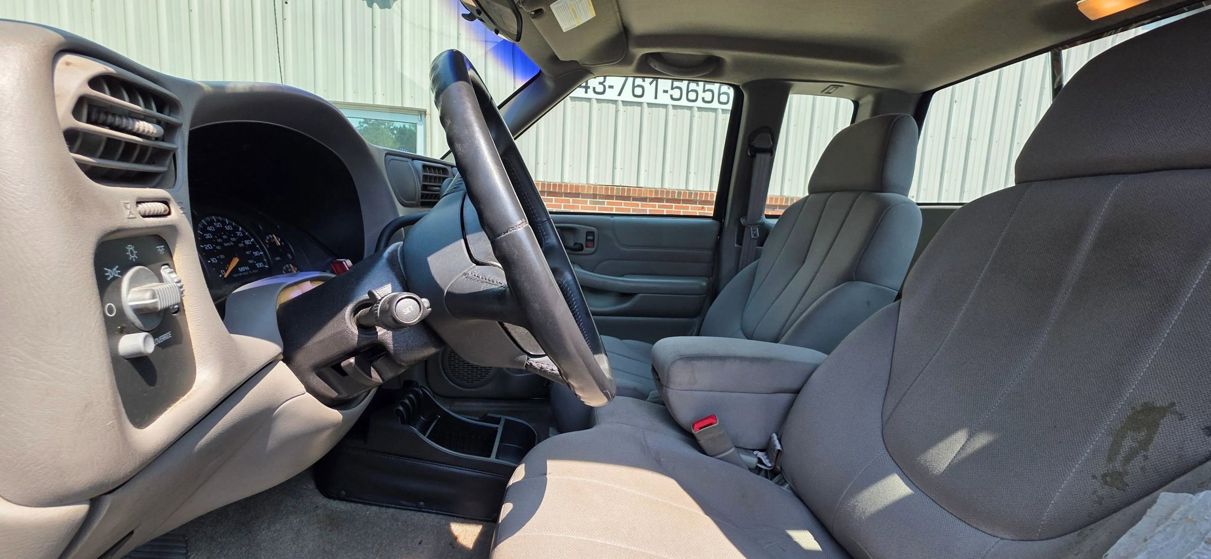 Used 2003 GMC Sonoma SLS w/ Convenience Package RWD image 10