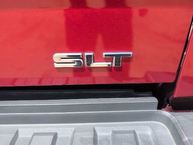 Used 2018 GMC Sierra 2500 SLT w/ Duramax Plus Package AWD/4WD image 5