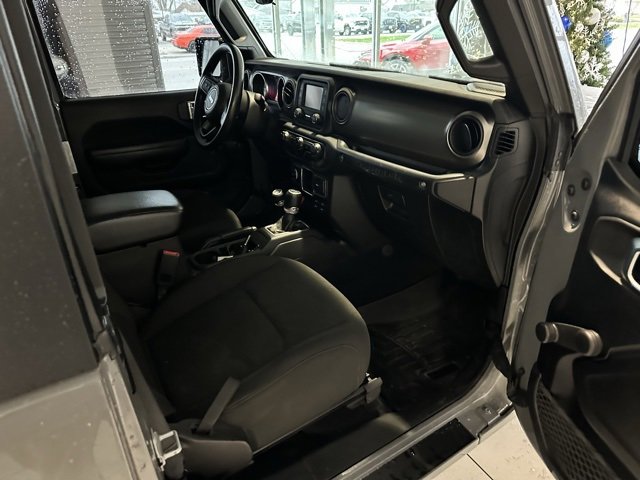 Used 2018 Jeep Wrangler Sport image 15