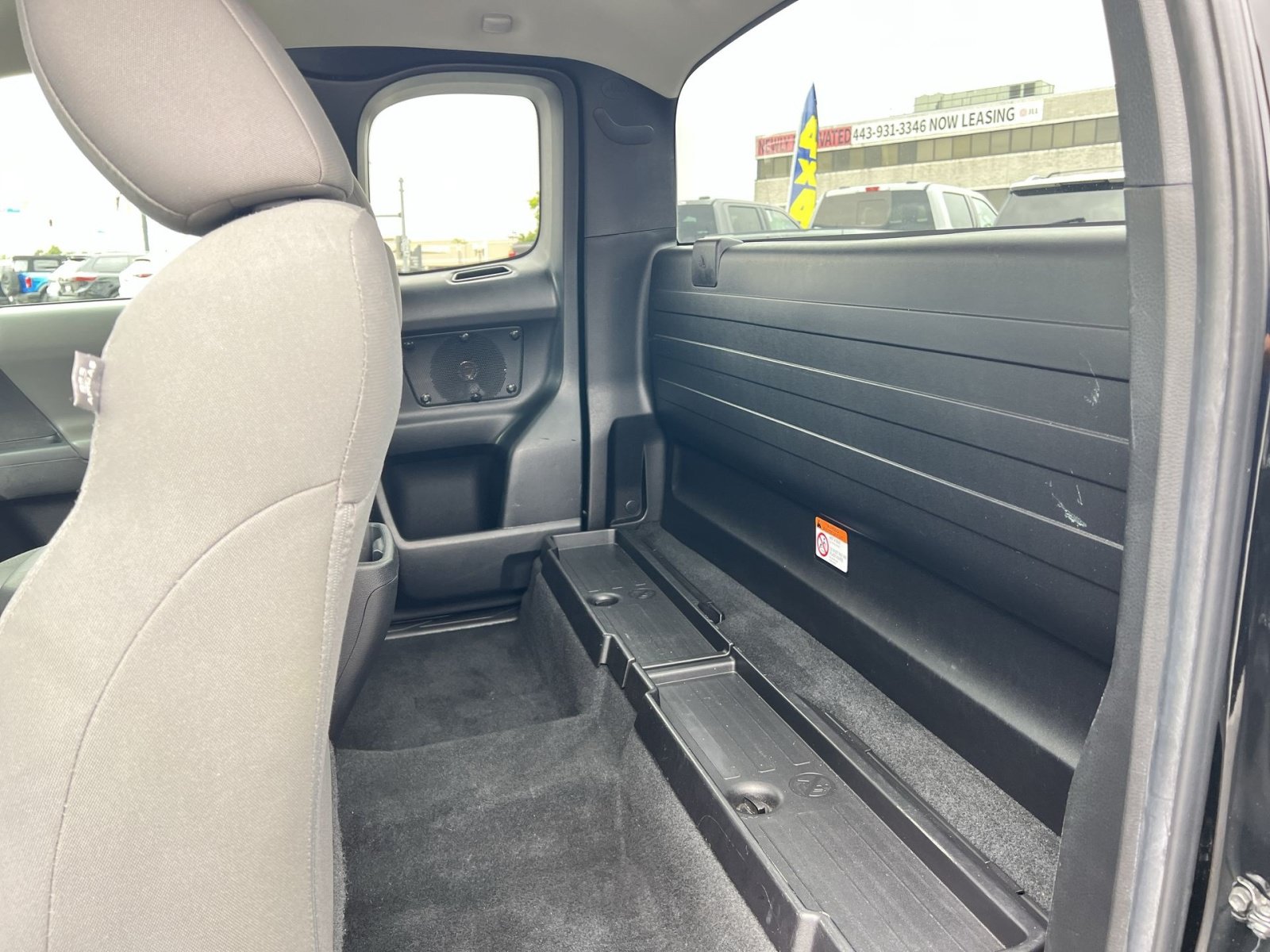 Used 2022 Toyota Tacoma SR AWD/4WD image 23