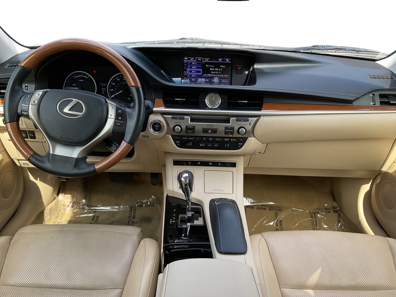 Used 2014 Lexus ES 300h FWD image 8