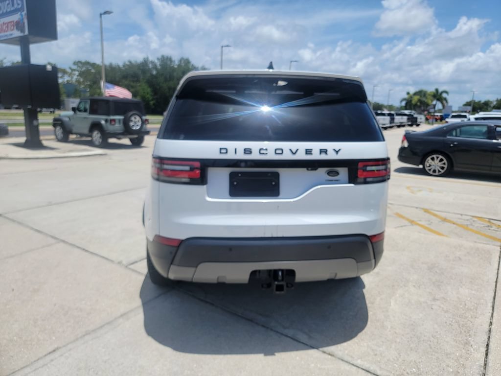 Used 2020 Land Rover Discovery HSE AWD/4WD image 4