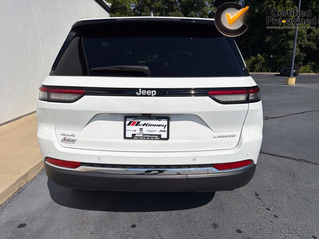 Certified 2024 Jeep Grand Cherokee Laredo X AWD/4WD image 10