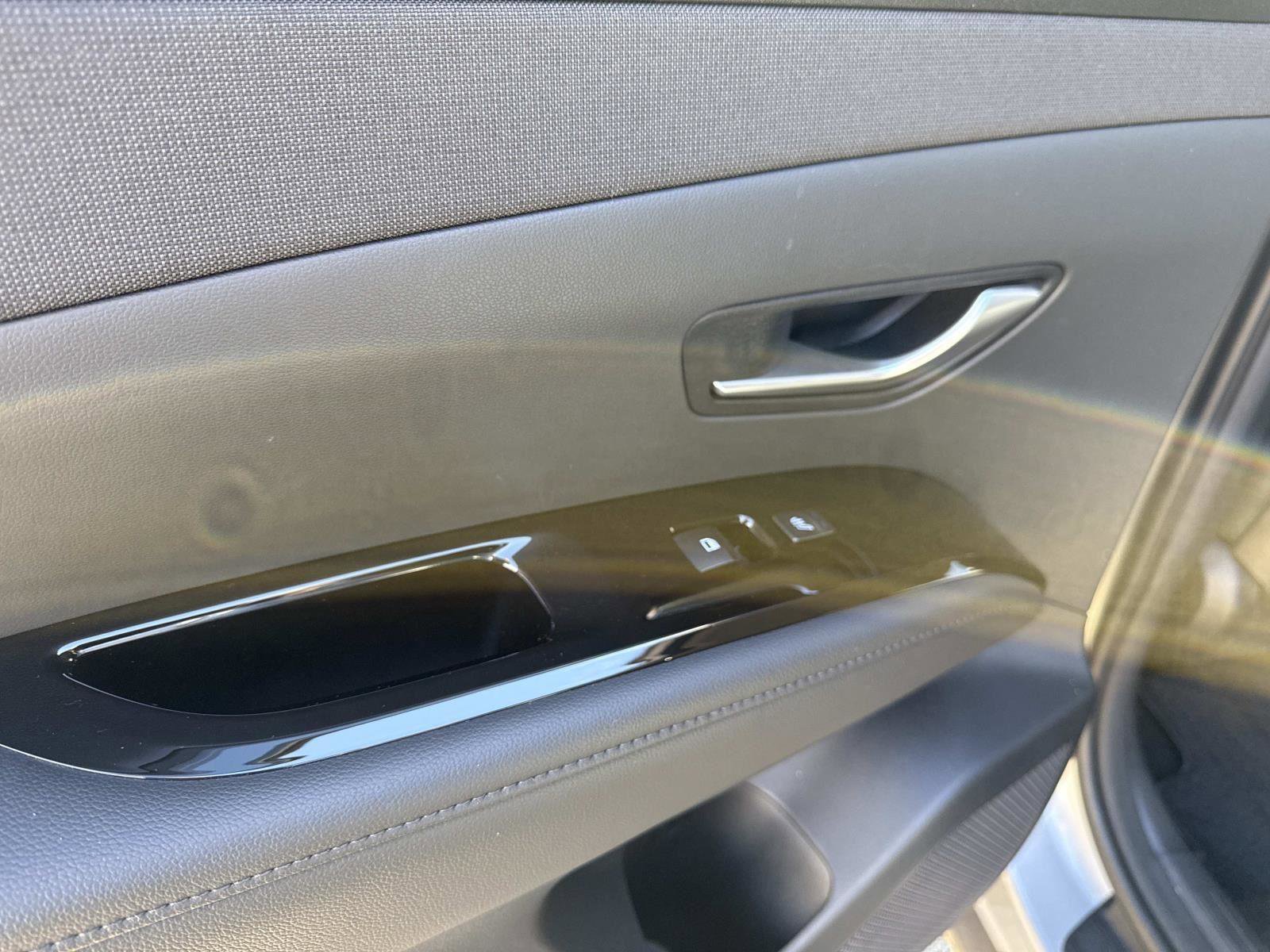 Certified 2024 Hyundai Tucson Limited image 12