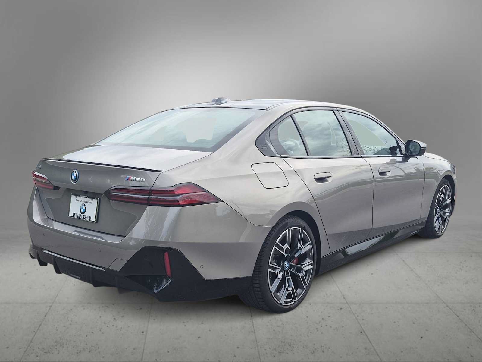 Used 2024 BMW i5 M60 w/ Premium Package AWD/4WD image 8