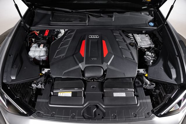 Used 2024 Audi SQ8 Prestige AWD/4WD image 10