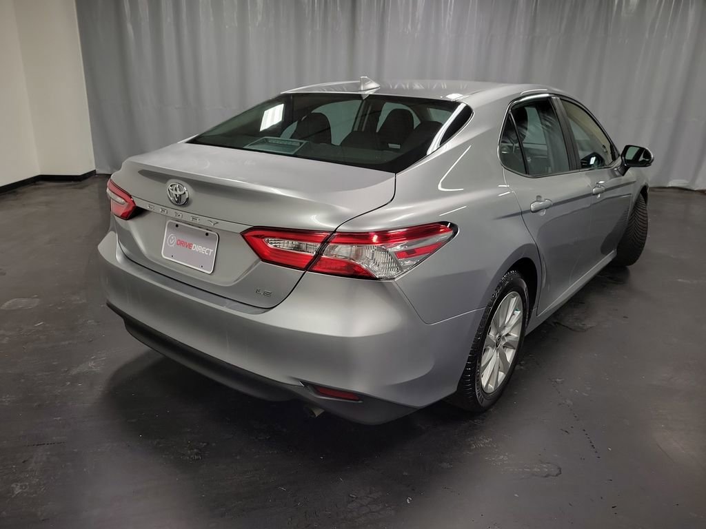 Used 2020 Toyota Camry LE image 8