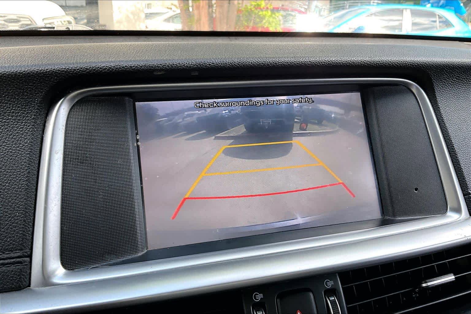 Used 2020 Kia Optima SE image 29
