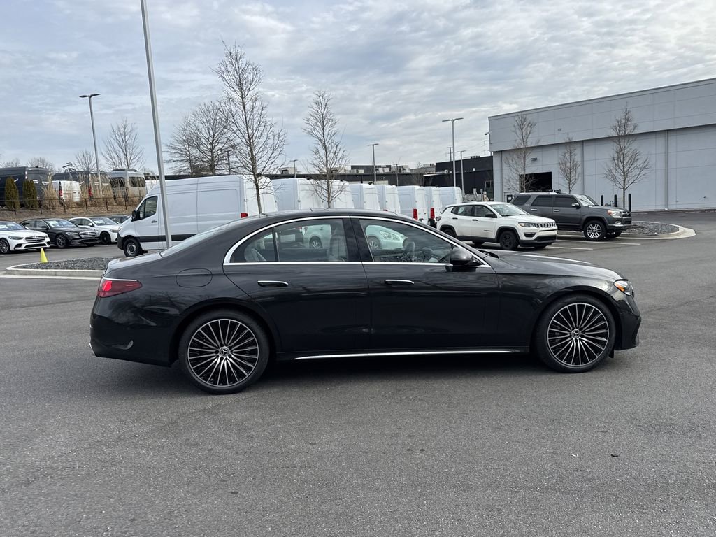 New 2026 Mercedes-Benz E 450 4MATIC Sedan image 9